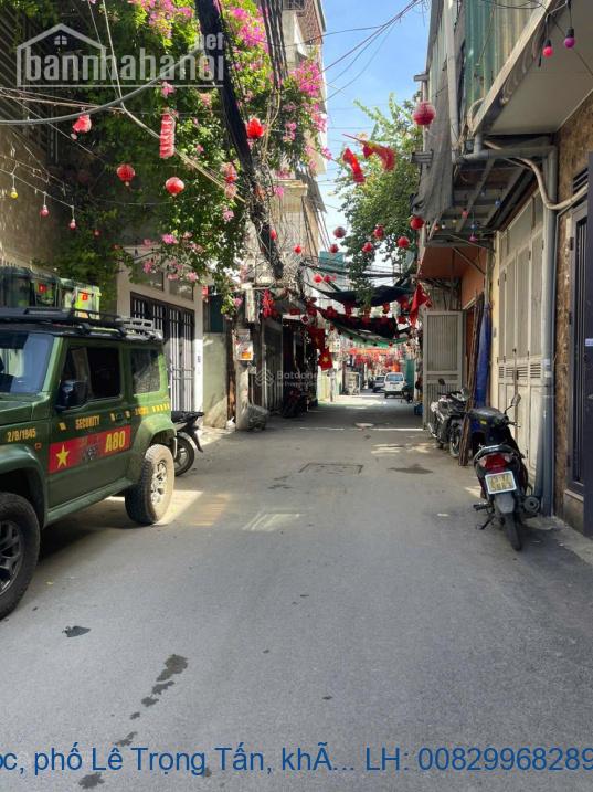 Nhà đẹp lô góc, phố Lê Trọng Tấn, không quy hoạch, 5 tầng, 4 ngủ