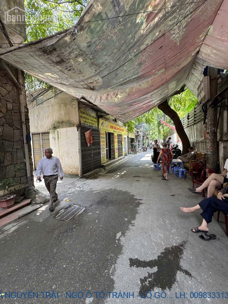 NHÀ NGUYỄN TRÃI - NGÕ Ô TÔ TRÁNH - LÔ GÓC 2 MẶT THOÁNG - VIEW ROYAL