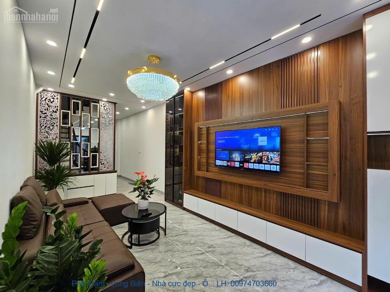 Phố Trạm - Long Biên - Nhà cực đẹp - Ô tô  - 45m2- chỉ 7.3 tỷ