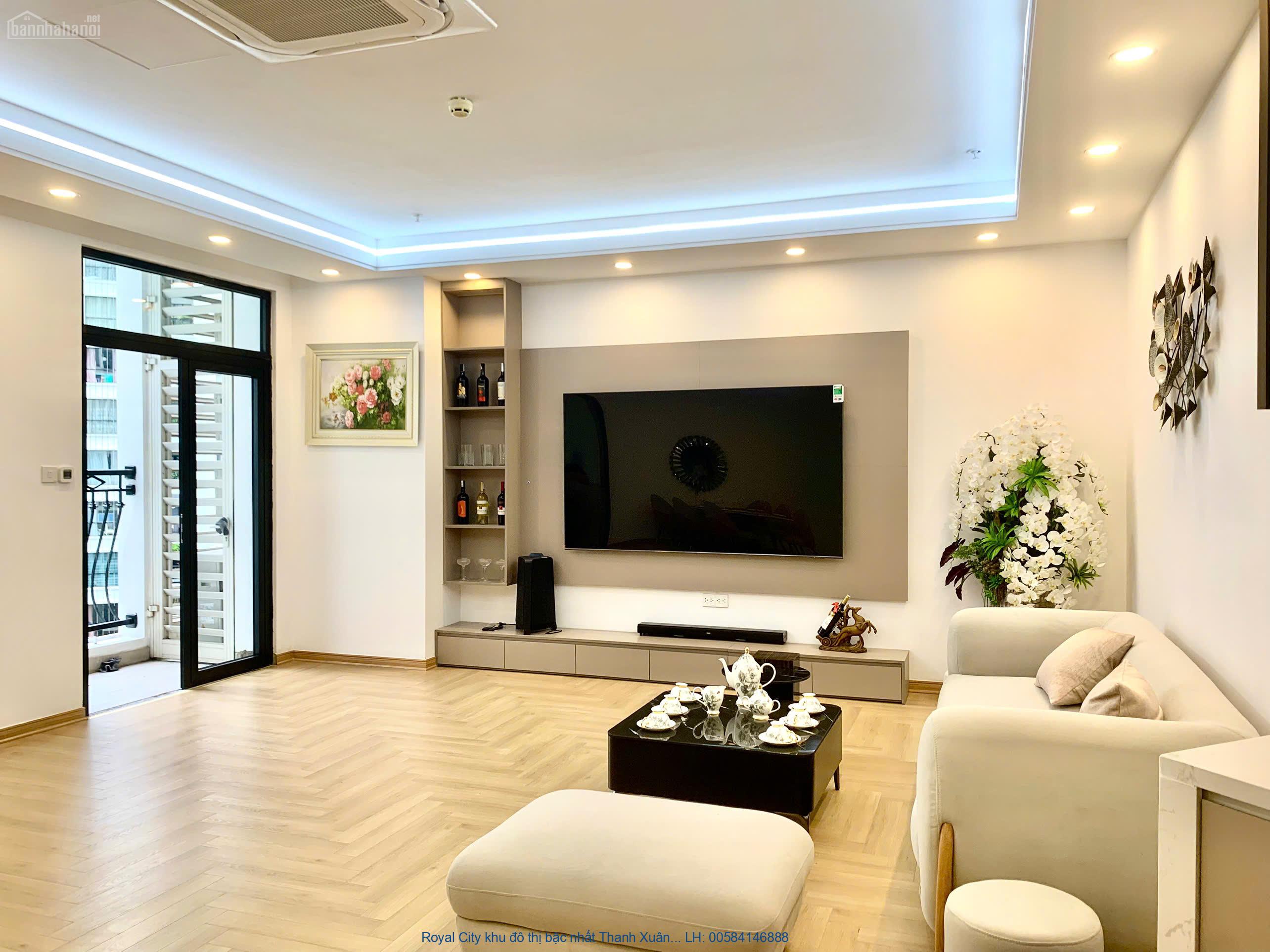 Royal City khu đô thị bậc nhất Thanh Xuân , bán căn nhiều góc 130m@ ,